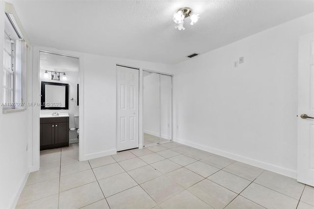 5511 SW 36th Ct, Davie, FL 33314