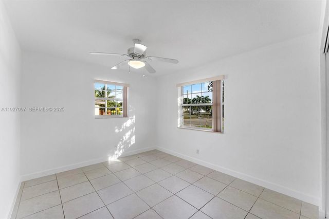 5511 SW 36th Ct, Davie, FL 33314