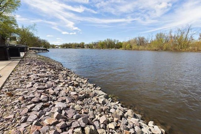 531 E Milwaukee Avenue, Fort Atkinson, WI 53538