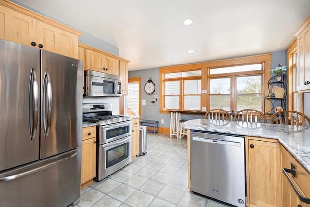 531 E Milwaukee Avenue, Fort Atkinson, WI 53538