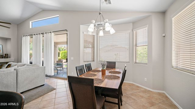 7426 E MELROSE Street, Mesa, AZ 85207