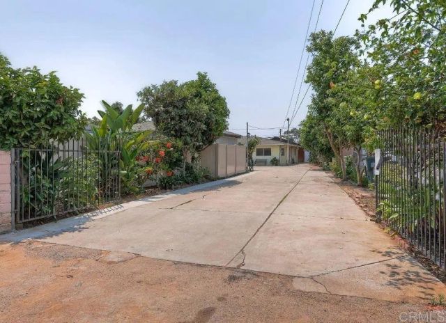 735 Belvia Ln, Chula Vista, CA 91911