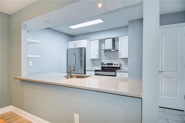 3861 Lasalle Dr Apt 102, Virginia Beach, VA 23453