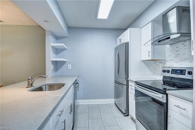 3861 Lasalle Dr Apt 102, Virginia Beach, VA 23453