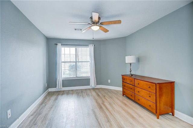 3861 Lasalle Dr Apt 102, Virginia Beach, VA 23453