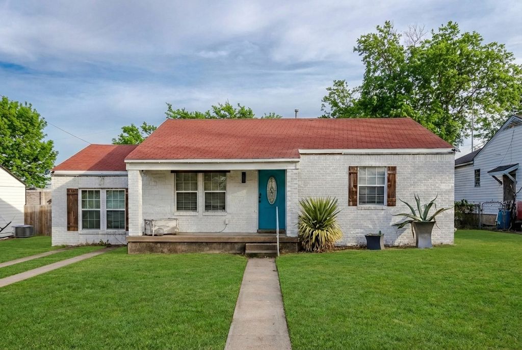 3212 S Llewellyn Avenue, Dallas, TX 75224