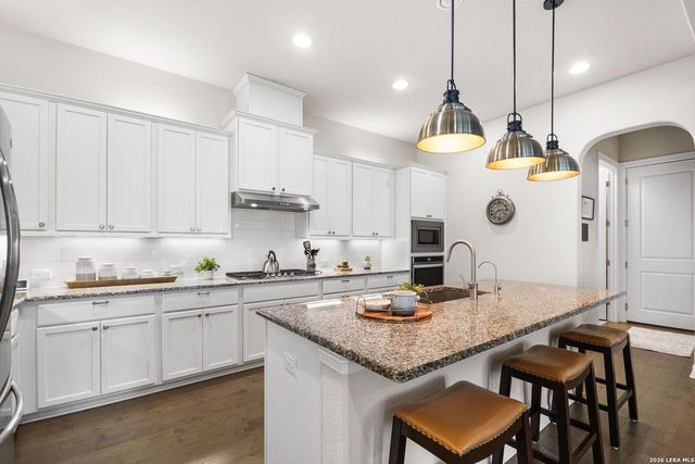 150 Cinnamon Creek, Boerne, TX 78006