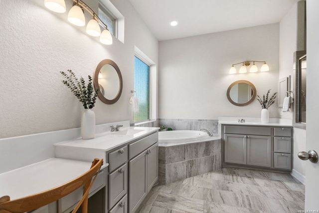 150 Cinnamon Creek, Boerne, TX 78006