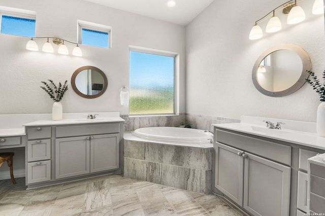 150 Cinnamon Creek, Boerne, TX 78006