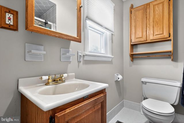 223 ST DAVID DR, Mount Laurel, NJ 08054