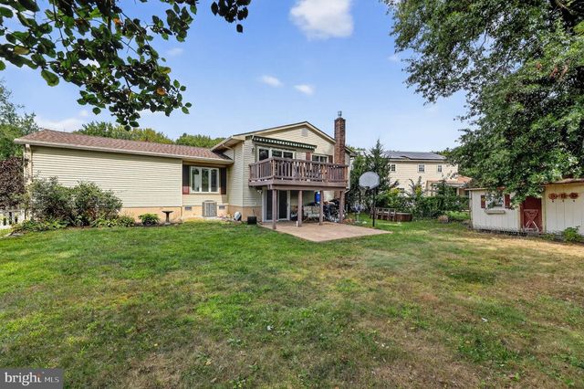 223 ST DAVID DR, Mount Laurel, NJ 08054