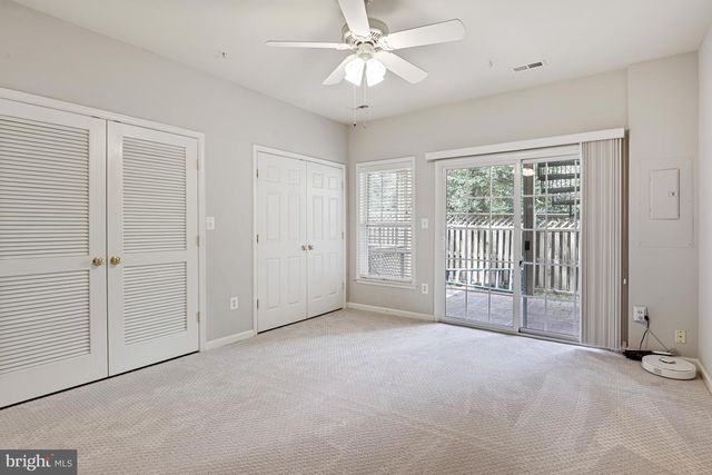 4180 TIMBER LOG WAY, Fairfax, VA 22030