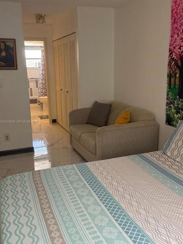 9401 Sunrise Lakes Blvd 109, Sunrise, FL 33322