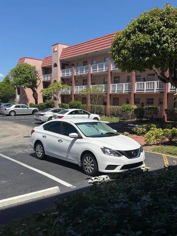9401 Sunrise Lakes Blvd 109, Sunrise, FL 33322