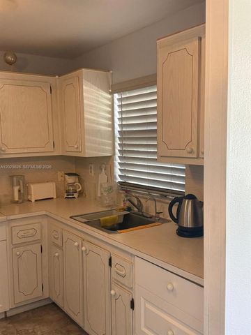 9401 Sunrise Lakes Blvd 109, Sunrise, FL 33322