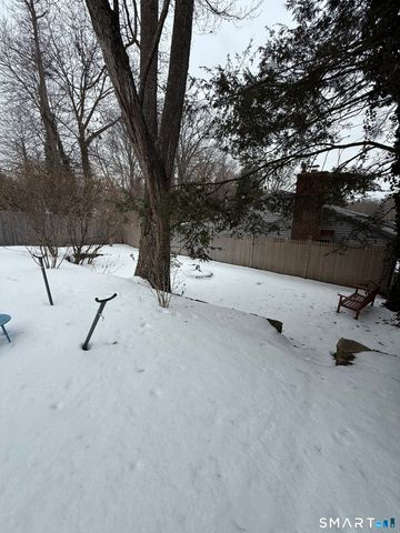 336 Ridgewood Road, West Hartford, CT 06107