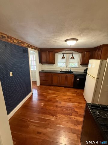 336 Ridgewood Road, West Hartford, CT 06107