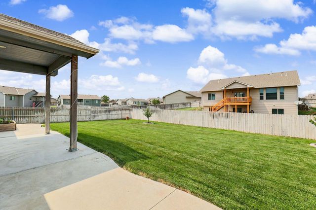 11320 W Sondra, Maize, KS 67101