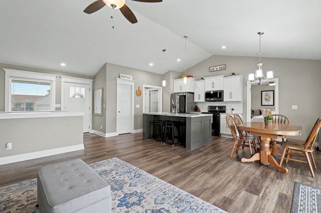 11320 W Sondra, Maize, KS 67101