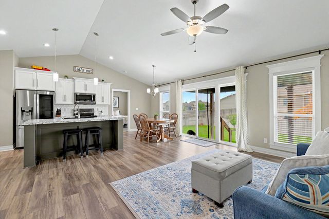11320 W Sondra, Maize, KS 67101