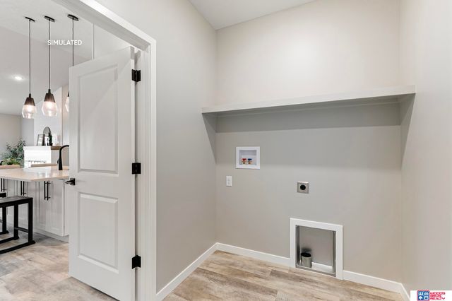 10730 Majestic Lane, Lincoln, NE 68527