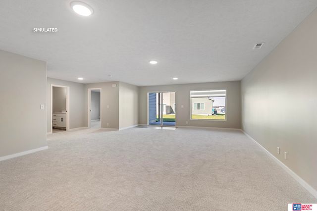 10730 Majestic Lane, Lincoln, NE 68527