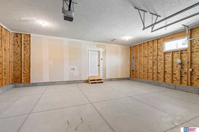 10730 Majestic Lane, Lincoln, NE 68527