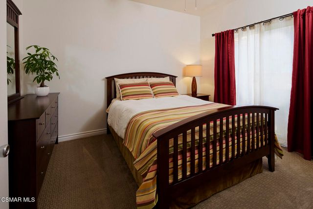 1804 Golden Oak Street, Thousand Oaks, CA 91320