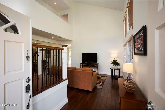 1804 Golden Oak Street, Thousand Oaks, CA 91320