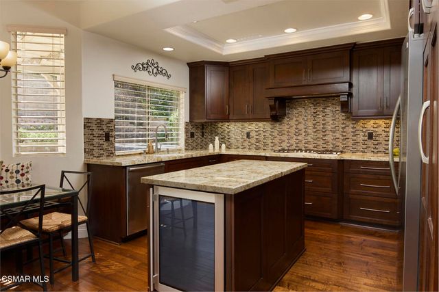 1804 Golden Oak Street, Thousand Oaks, CA 91320