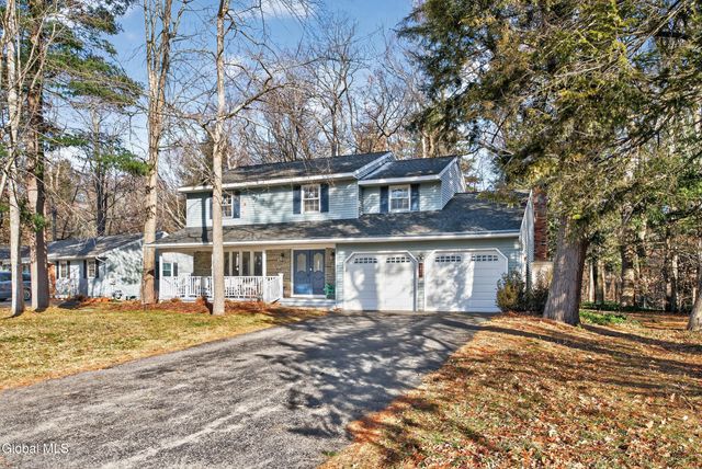 3011 Williamsburg Drive, Guilderland, NY 12303