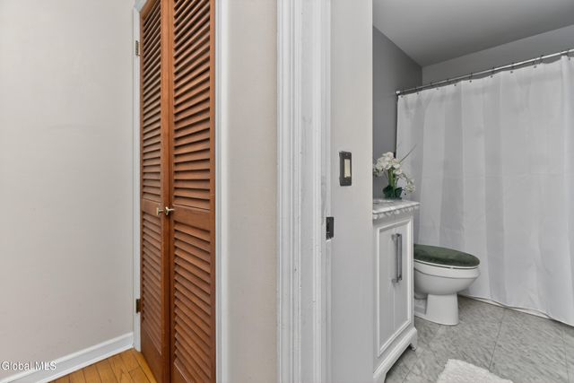 3011 Williamsburg Drive, Guilderland, NY 12303