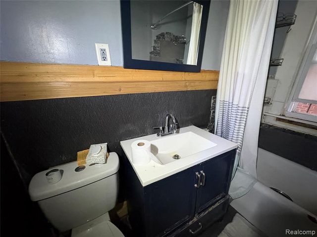 12068 - 12070 Prairie Street, Detroit, MI 48204