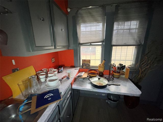 12068 - 12070 Prairie Street, Detroit, MI 48204