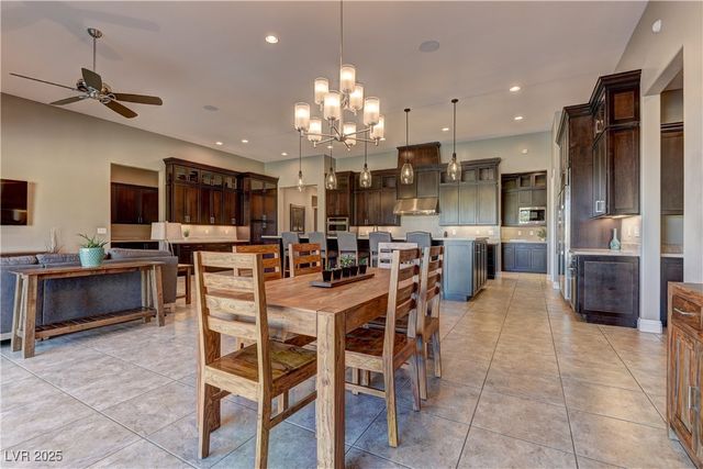 8411 South Cimarron Road, Las Vegas, NV 89113