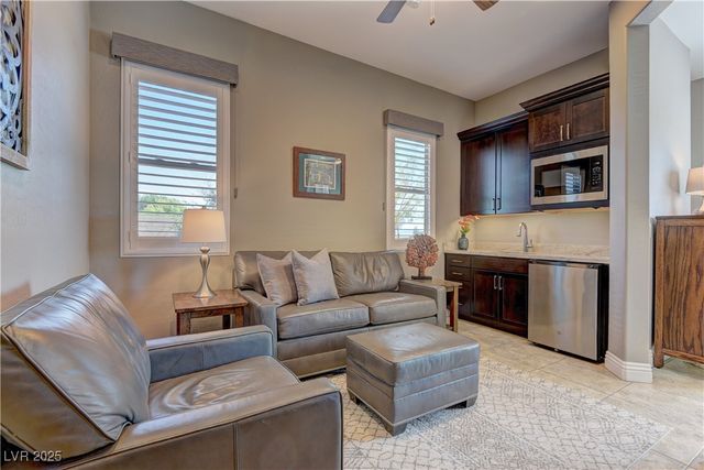 8411 South Cimarron Road, Las Vegas, NV 89113