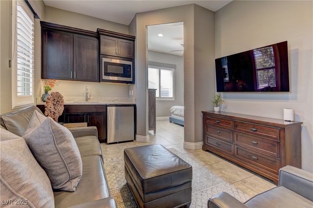 8411 South Cimarron Road, Las Vegas, NV 89113