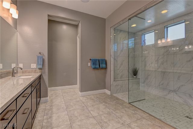 8411 South Cimarron Road, Las Vegas, NV 89113