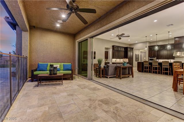 8411 South Cimarron Road, Las Vegas, NV 89113