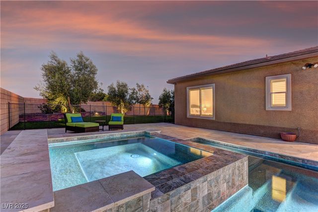 8411 South Cimarron Road, Las Vegas, NV 89113