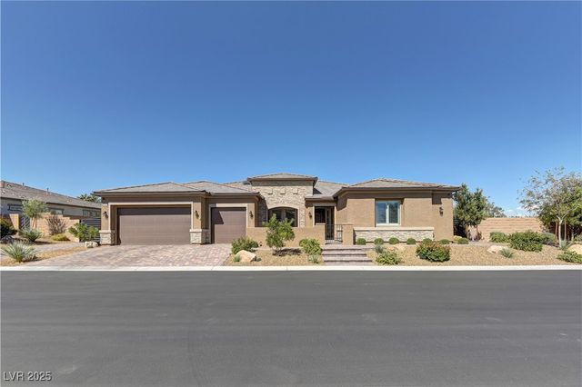 8411 South Cimarron Road, Las Vegas, NV 89113