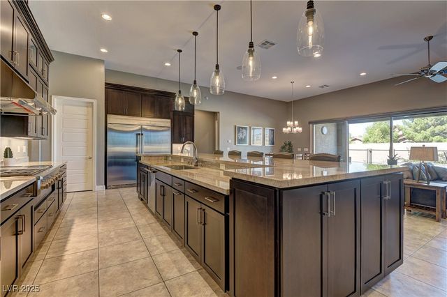 8411 South Cimarron Road, Las Vegas, NV 89113