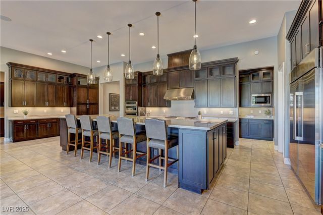 8411 South Cimarron Road, Las Vegas, NV 89113