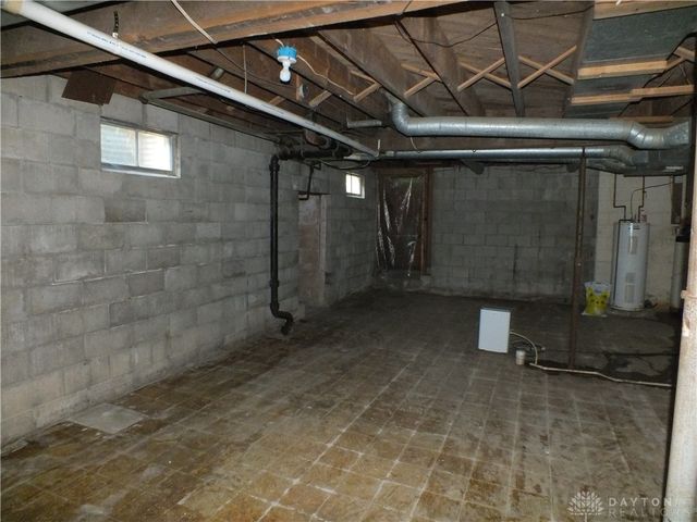 1723 Harrison Road, New Madison, OH 45346