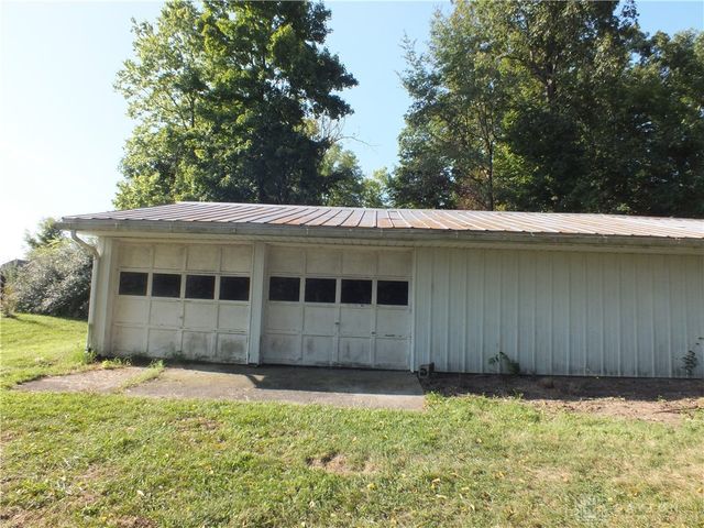 1723 Harrison Road, New Madison, OH 45346