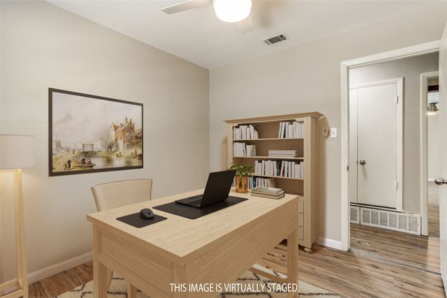 2624 Woodlawn Drive, Ennis, TX 75119