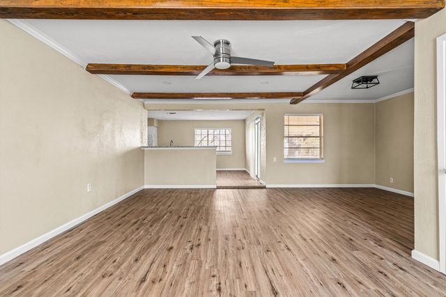 2624 Woodlawn Drive, Ennis, TX 75119