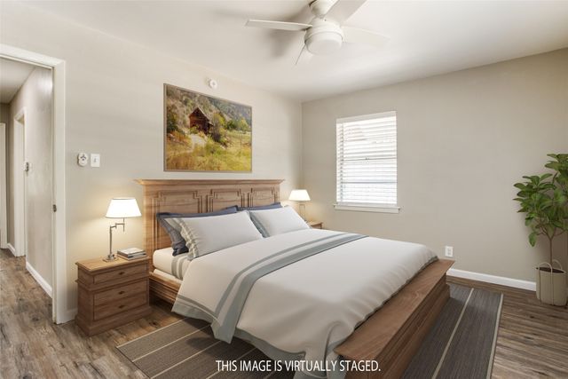 2624 Woodlawn Drive, Ennis, TX 75119