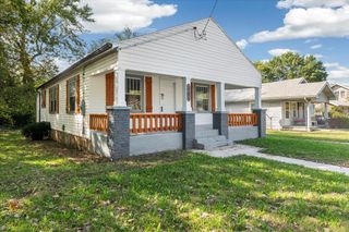 2417 North Fremont Avenue, Springfield, MO 65803