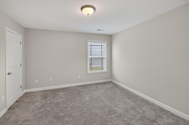 680 Spartan Commodor Ln, Inman, SC 29349
